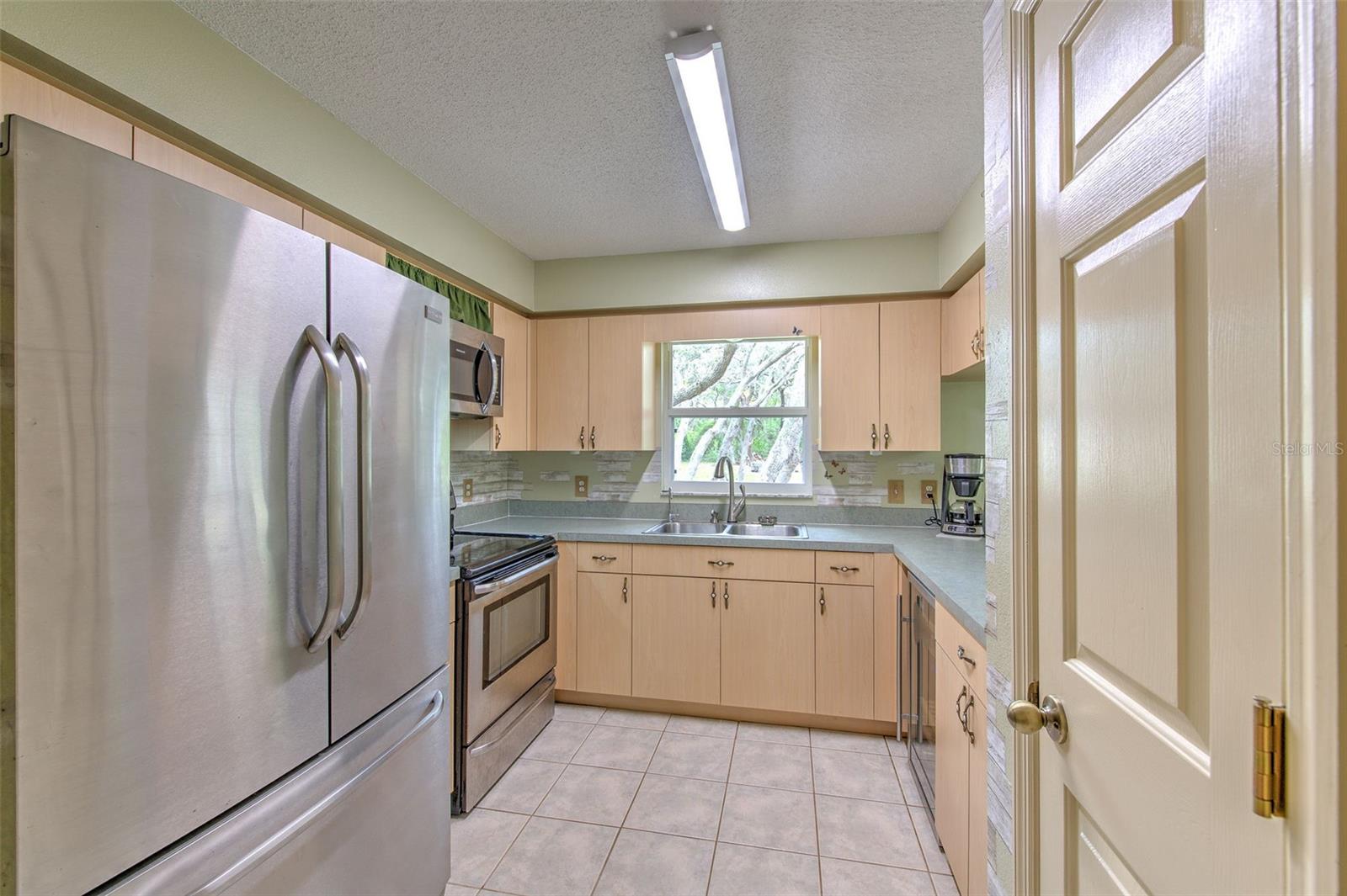 Image 8 of 26 For 11418 Balm Riverview Road