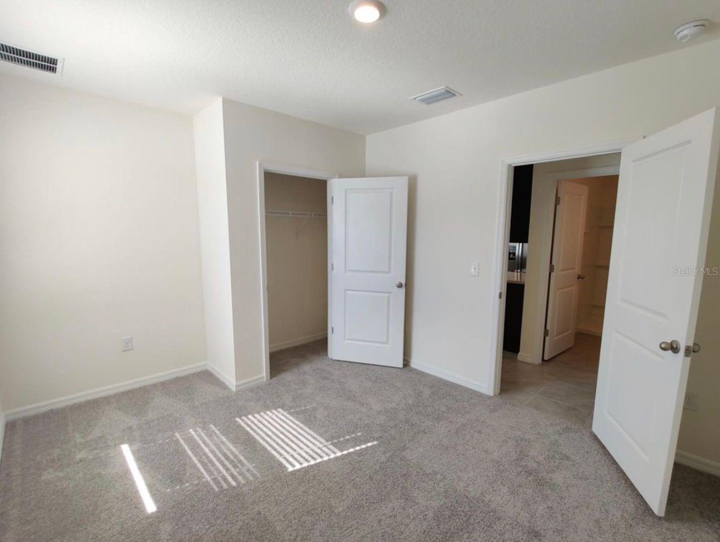 Image 11 of 32 For 34260 Jasper Stone Drive