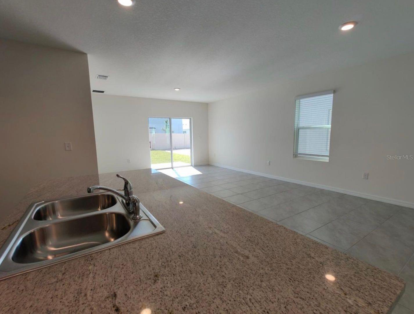 Image 6 of 32 For 34260 Jasper Stone Drive