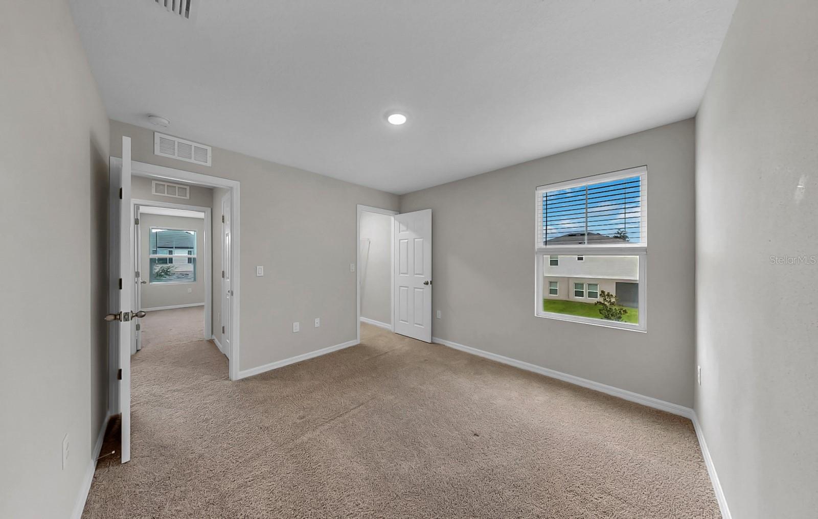 Image 36 of 72 For 13102 Zolo Springs Circle