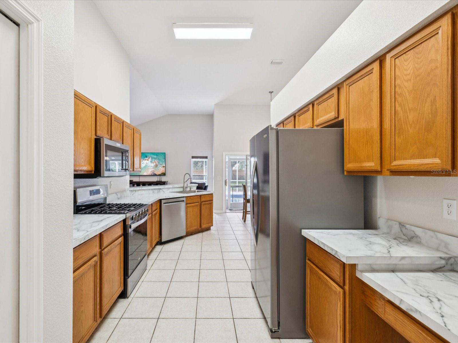 Image 16 of 53 For 1408 New Britain Drive
