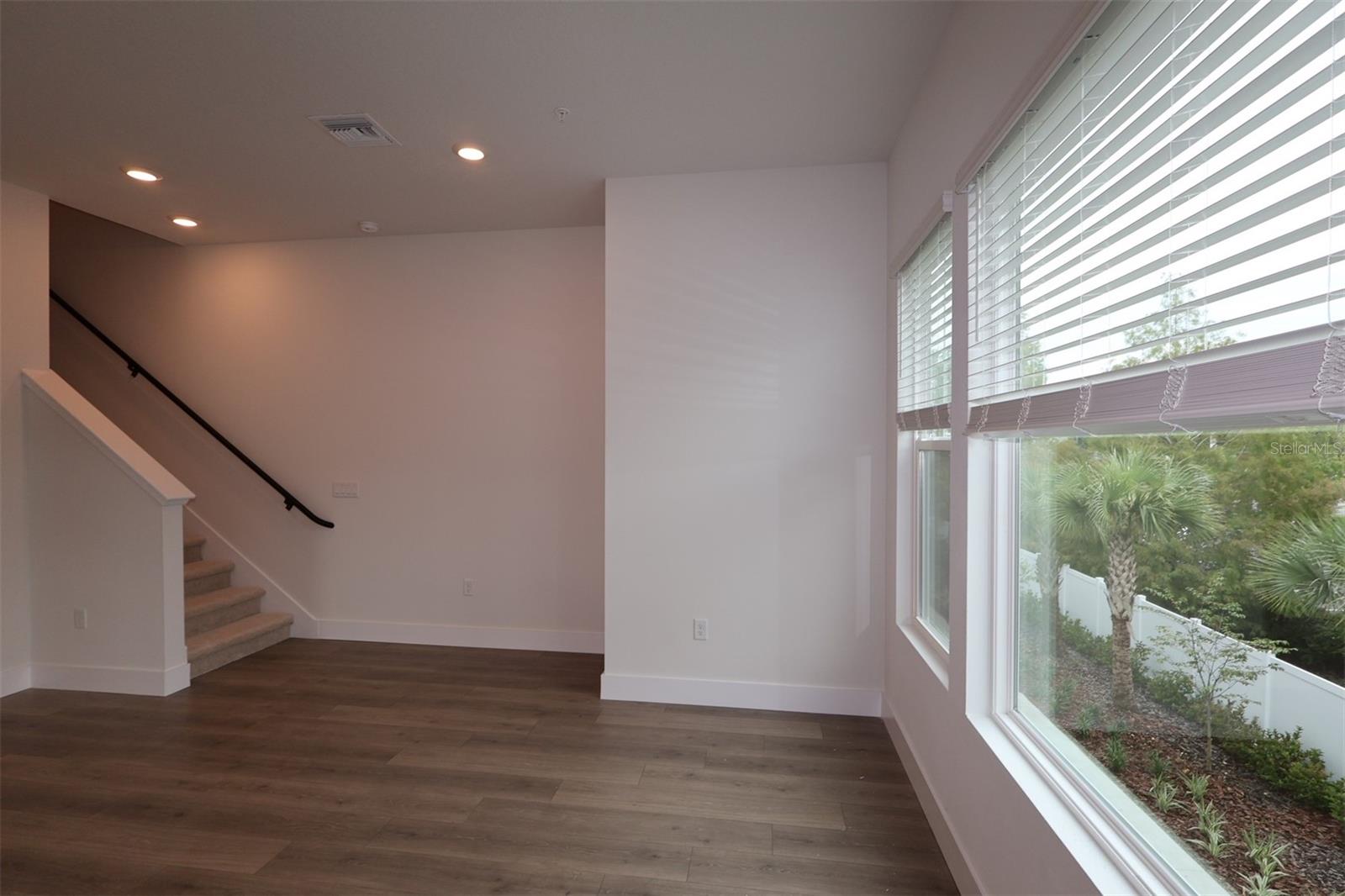 Image 11 of 28 For 475 31st Way N