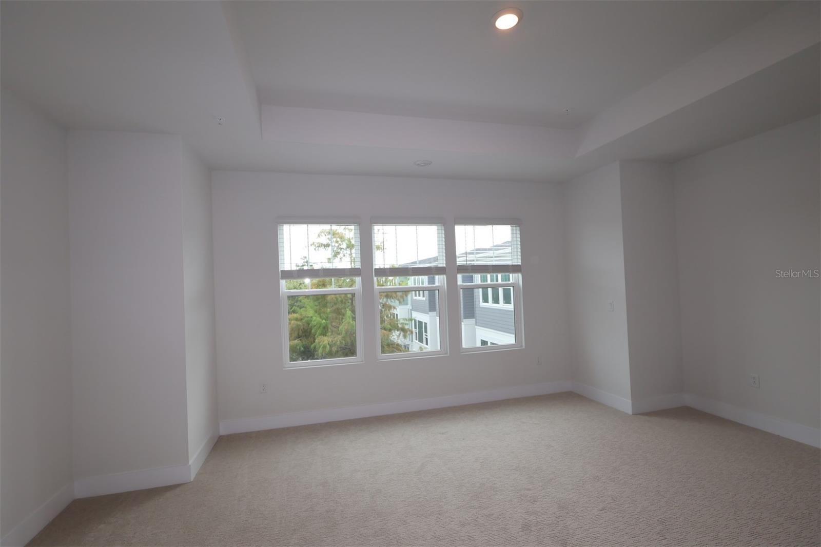 Image 14 of 28 For 475 31st Way N