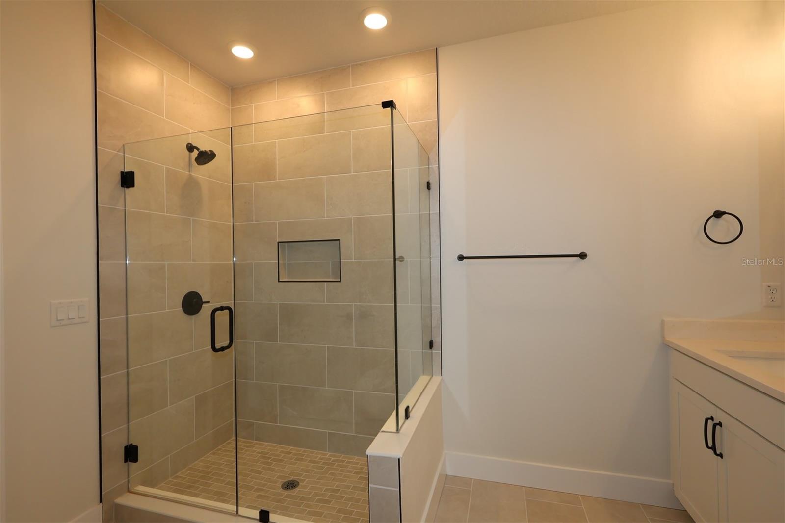 Image 16 of 28 For 475 31st Way N