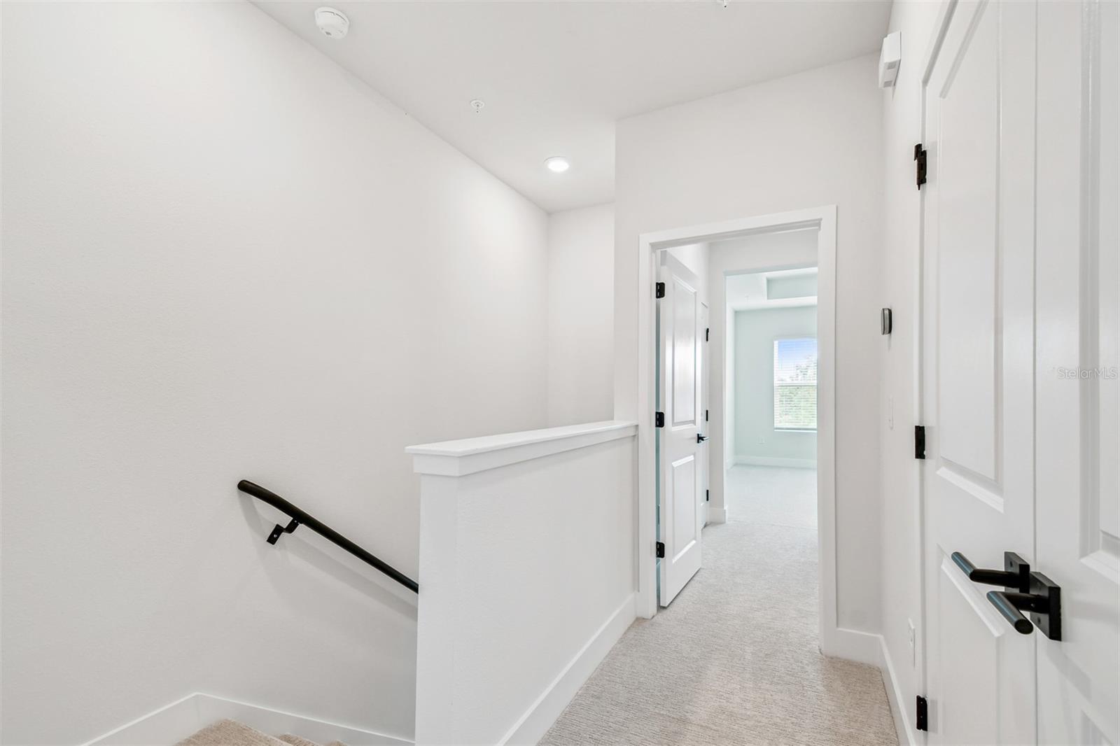 Image 31 of 51 For 475 31st Way N