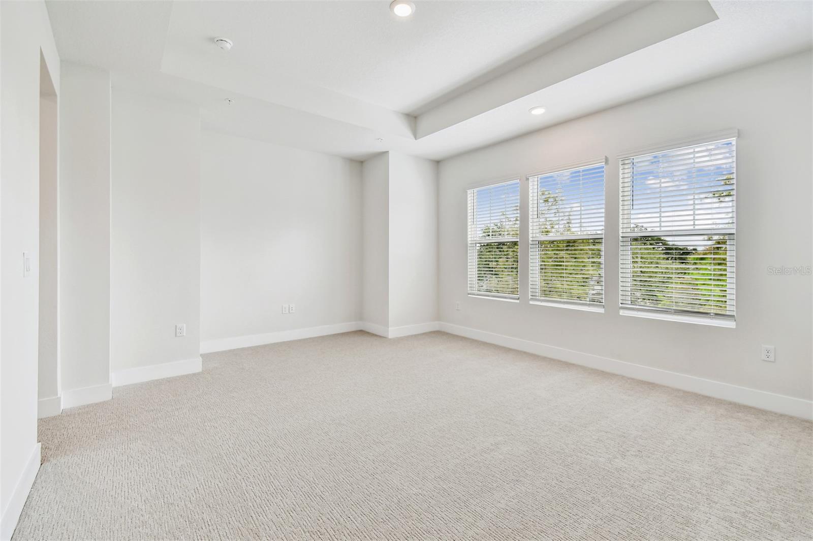 Image 43 of 51 For 475 31st Way N