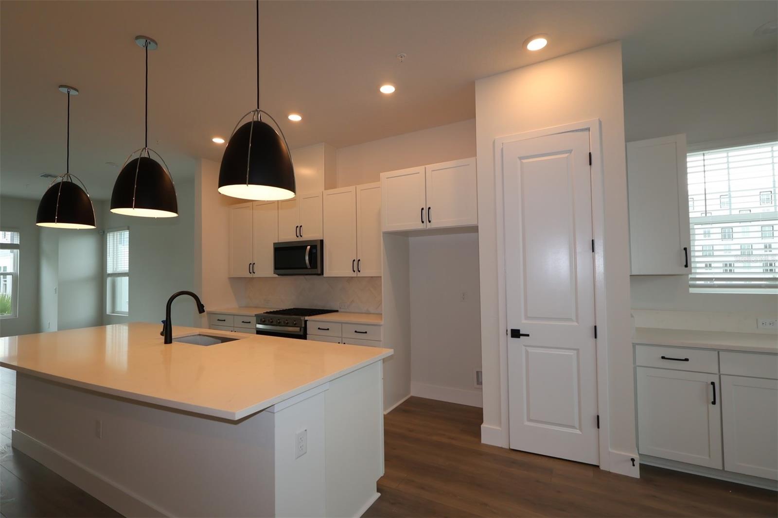 Image 5 of 28 For 475 31st Way N
