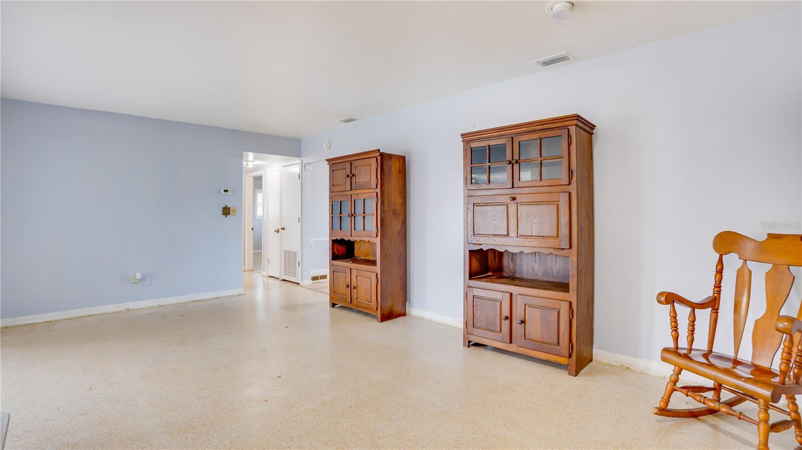 Image 15 of 46 For 1729 Kenilworth Drive