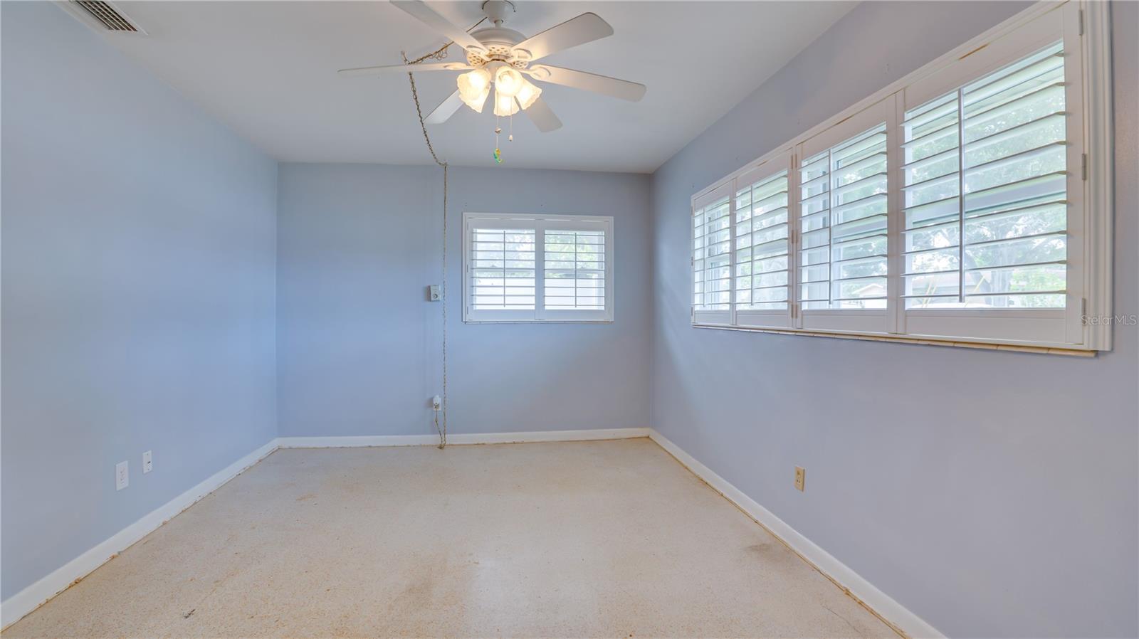 Image 30 of 46 For 1729 Kenilworth Drive