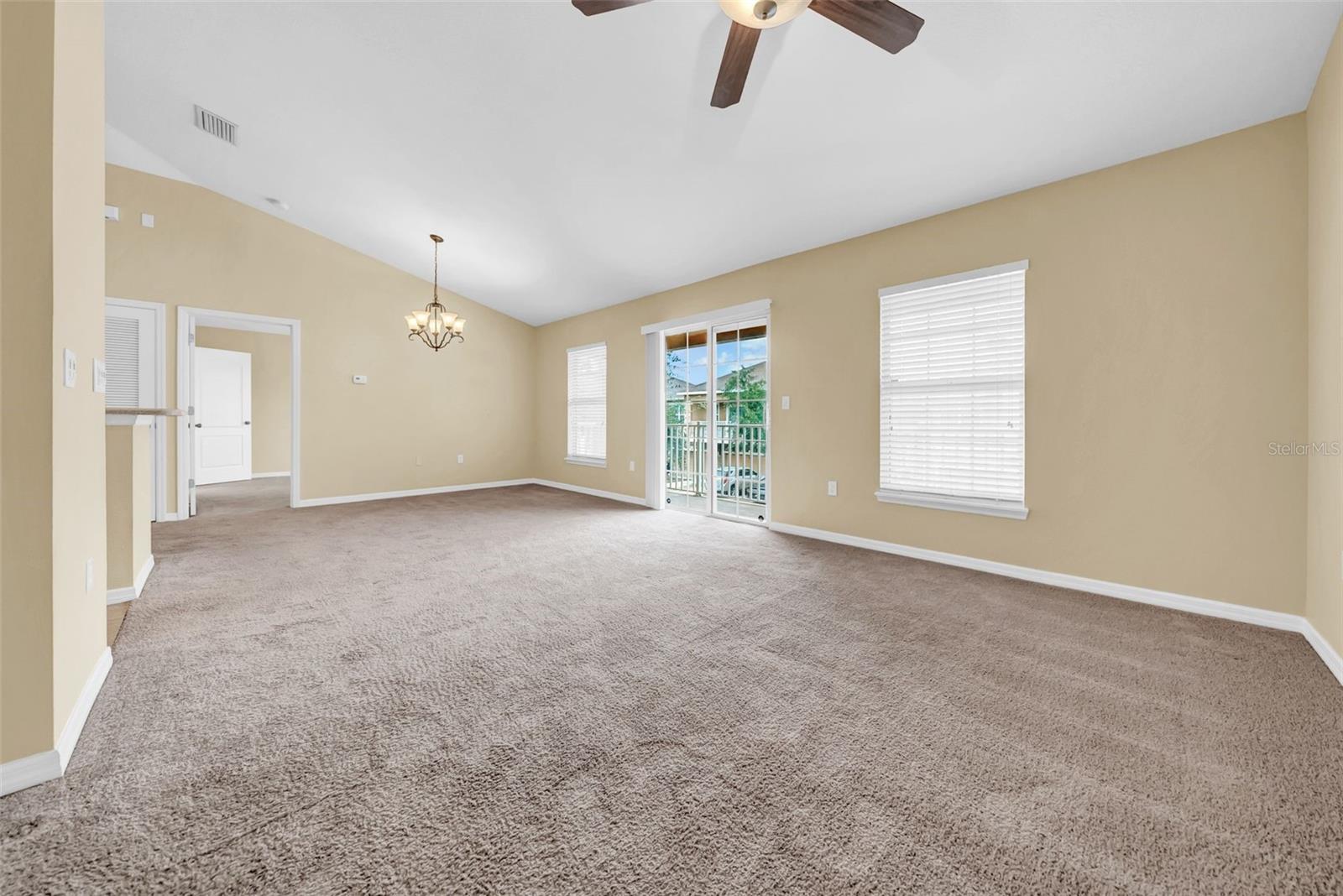 Image 10 of 43 For 7001 Interbay Boulevard 229