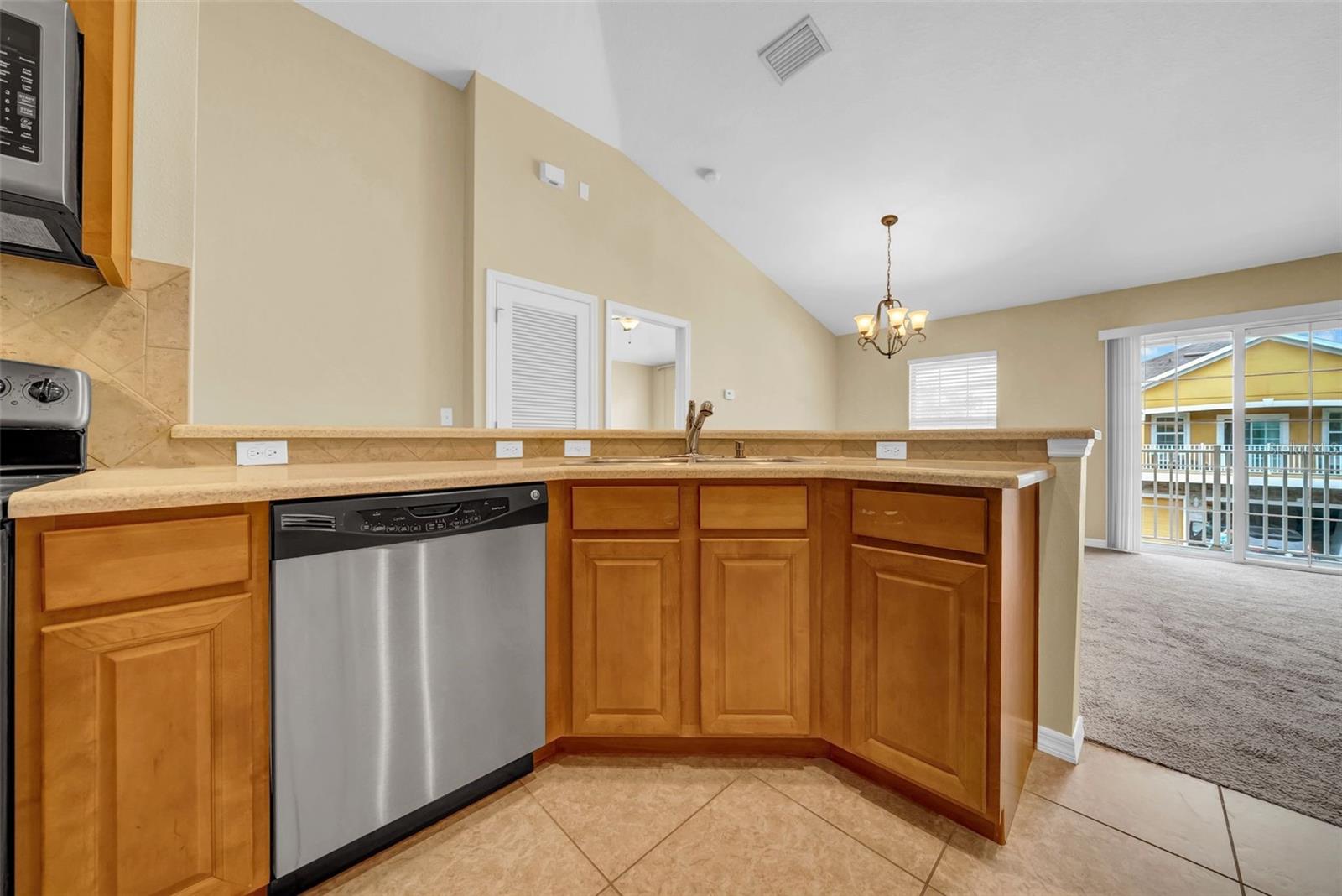 Image 14 of 43 For 7001 Interbay Boulevard 229