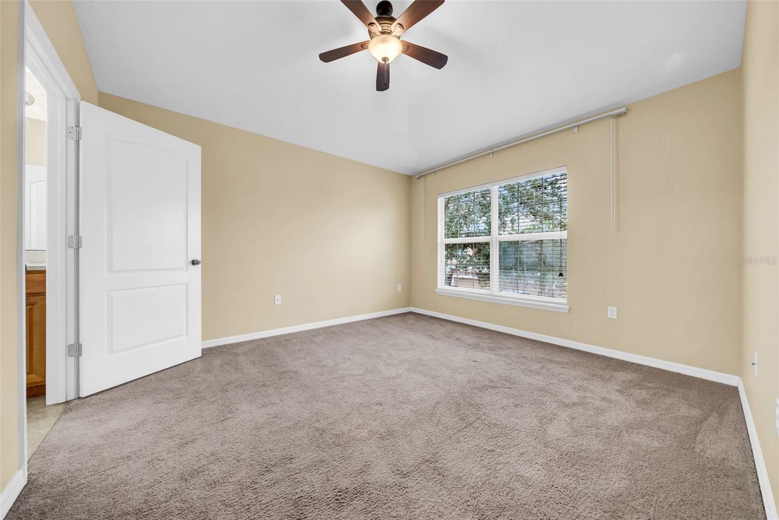 Image 18 of 43 For 7001 Interbay Boulevard 229