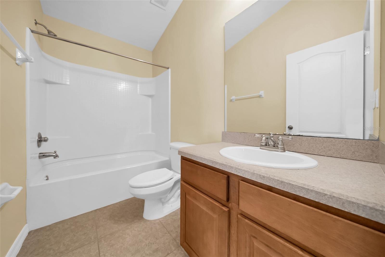 Image 26 of 43 For 7001 Interbay Boulevard 229