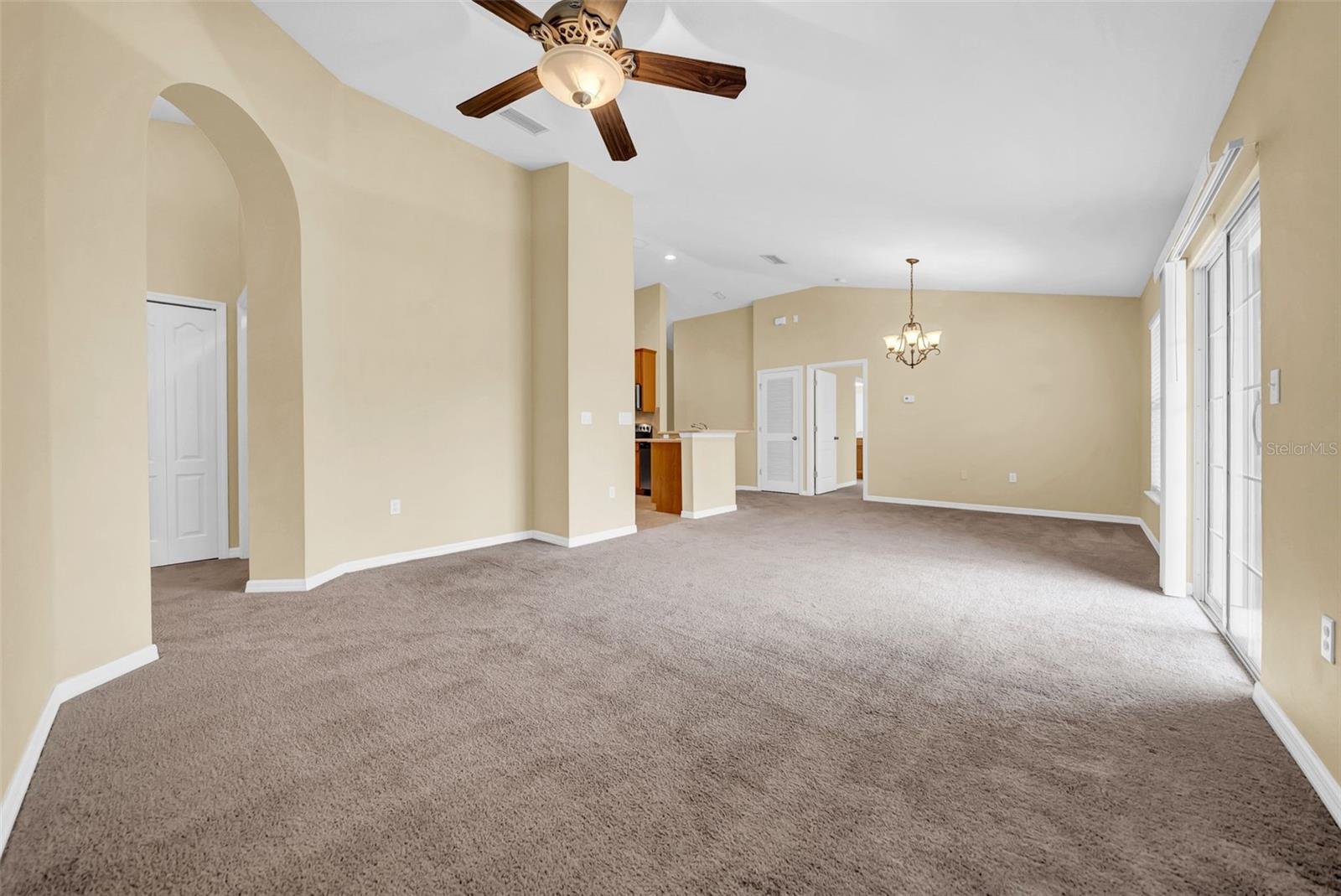 Image 9 of 43 For 7001 Interbay Boulevard 229