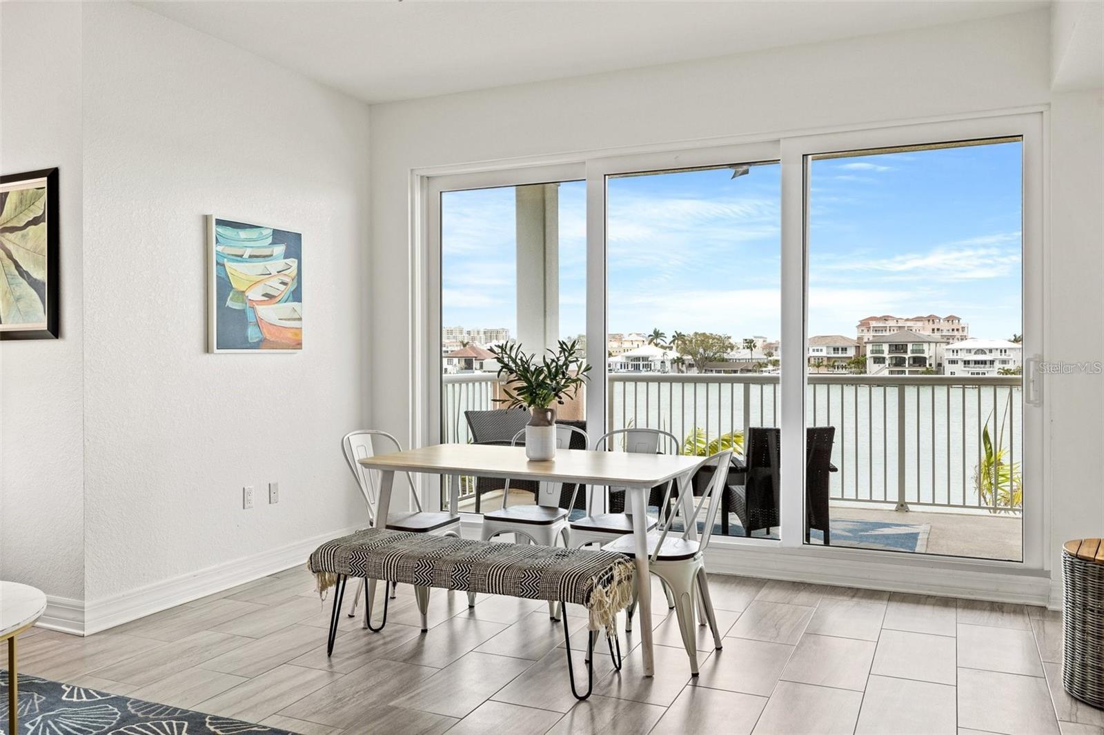 Image 12 of 55 For 706 Bayway Boulevard 301