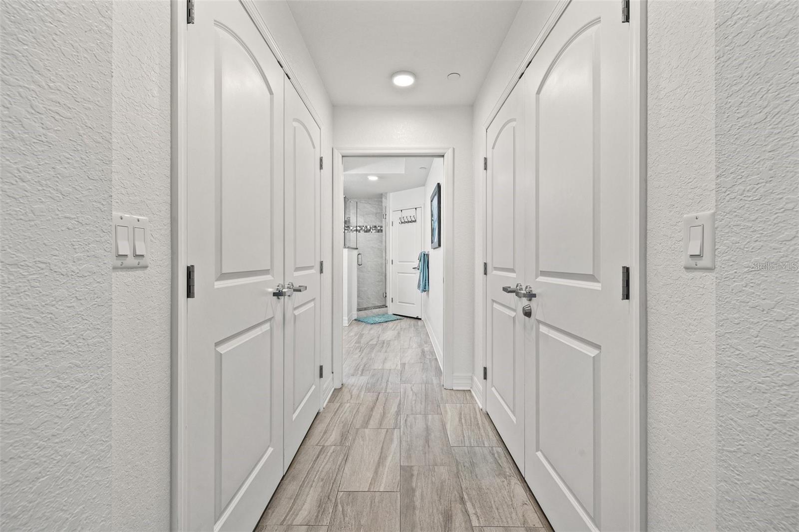 Image 28 of 55 For 706 Bayway Boulevard 301