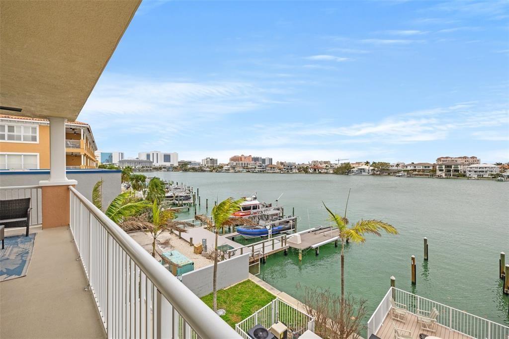 Image 35 of 55 For 706 Bayway Boulevard 301