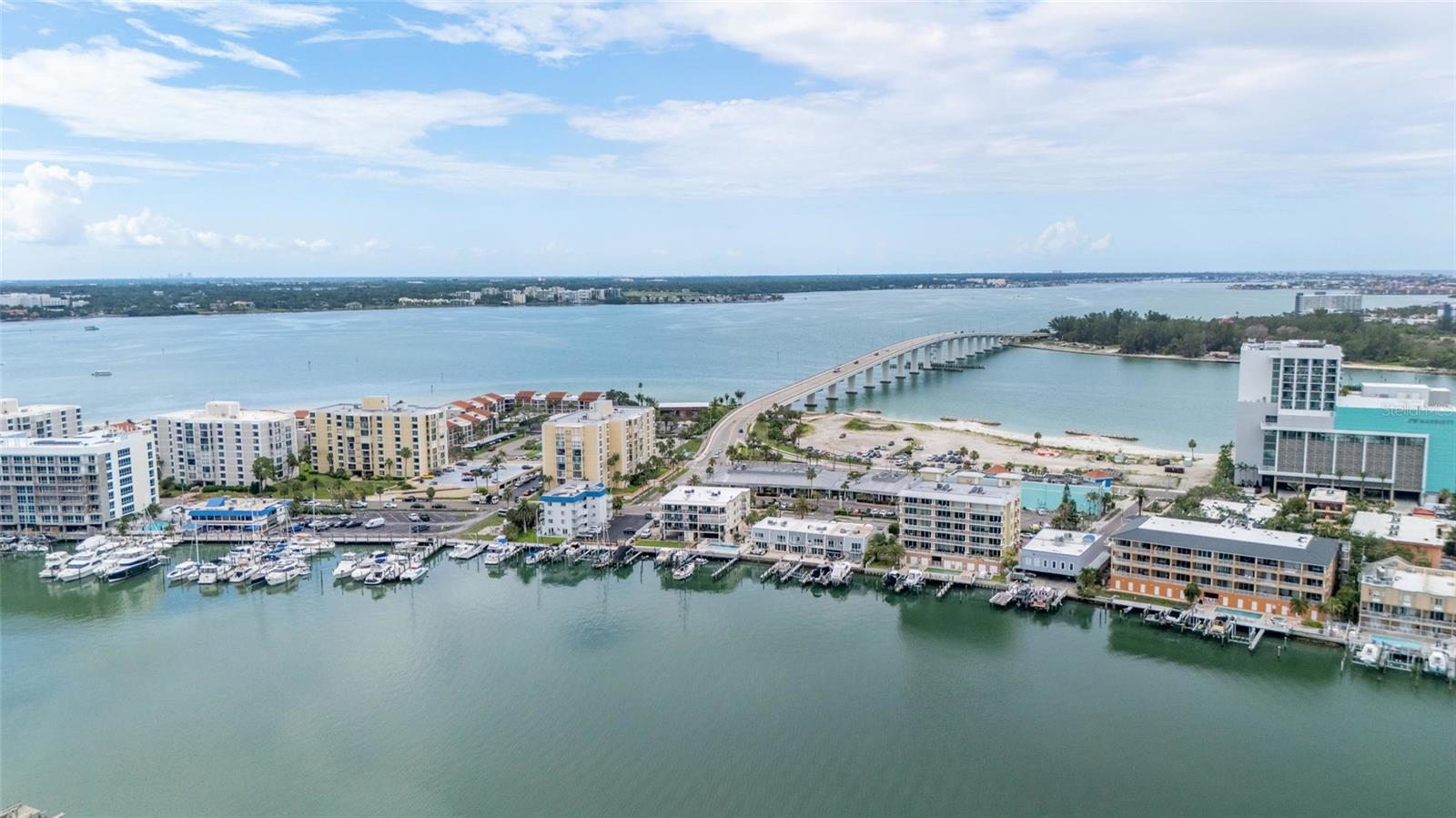Image 41 of 55 For 706 Bayway Boulevard 301