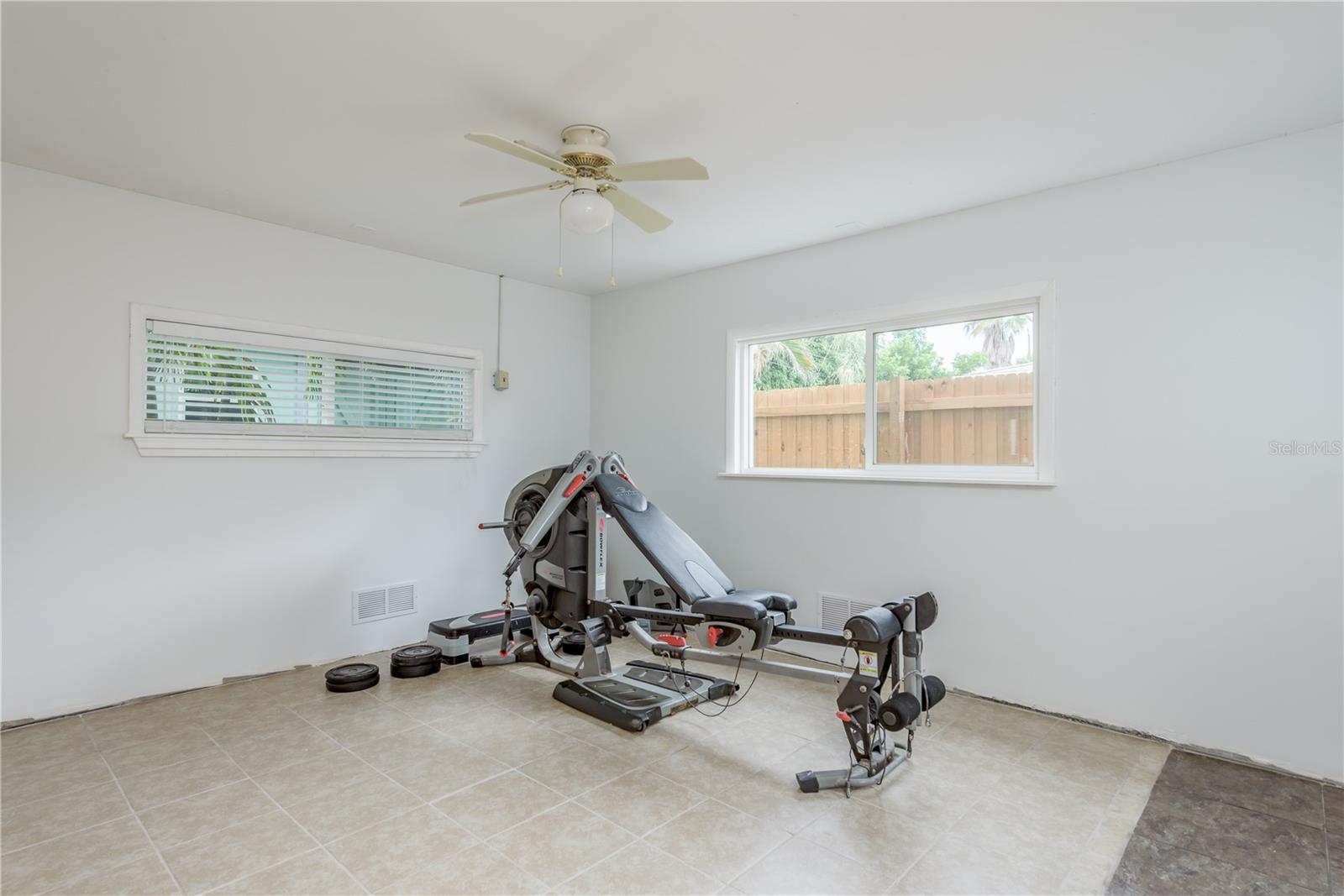 Image 31 of 63 For 2815 45th Street S