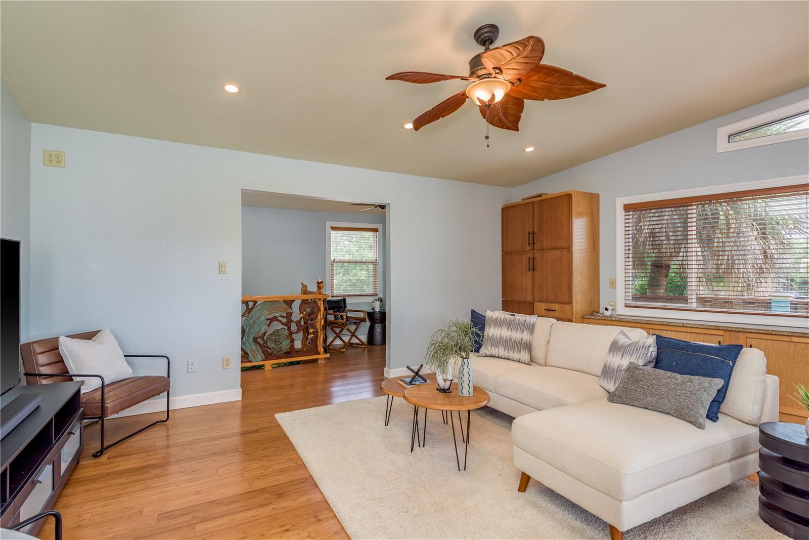 Image 9 of 63 For 2815 45th Street S