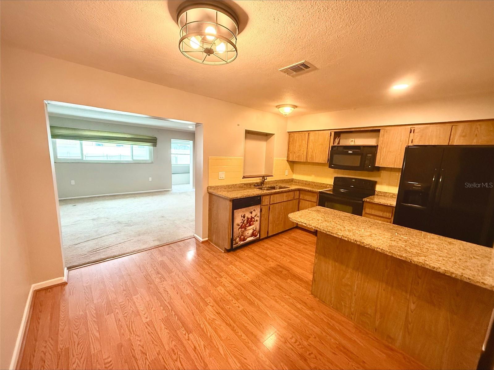 Image 4 of 30 For 6615 27th Street N