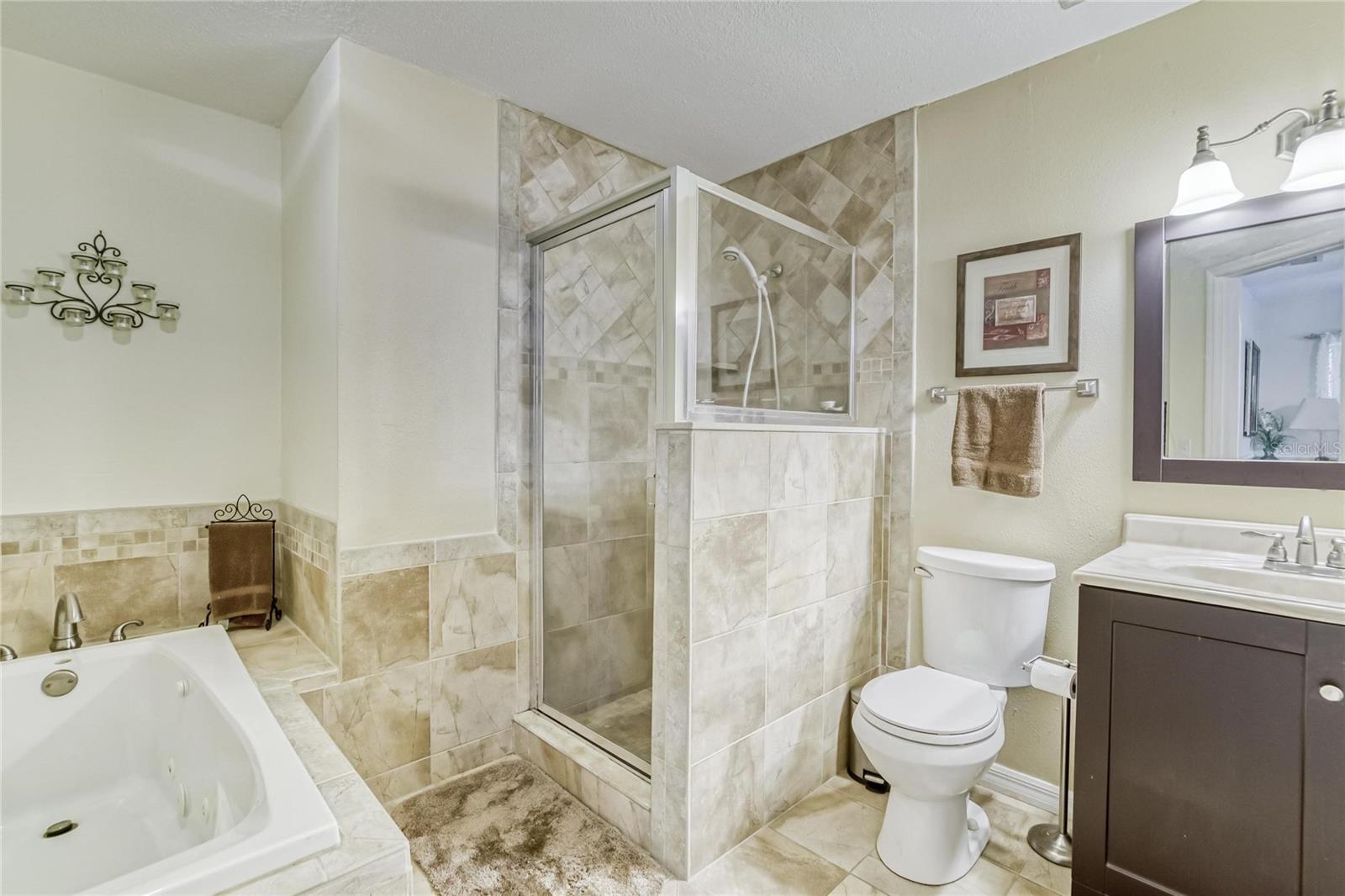 Image 25 of 40 For 207 Glendale Drive