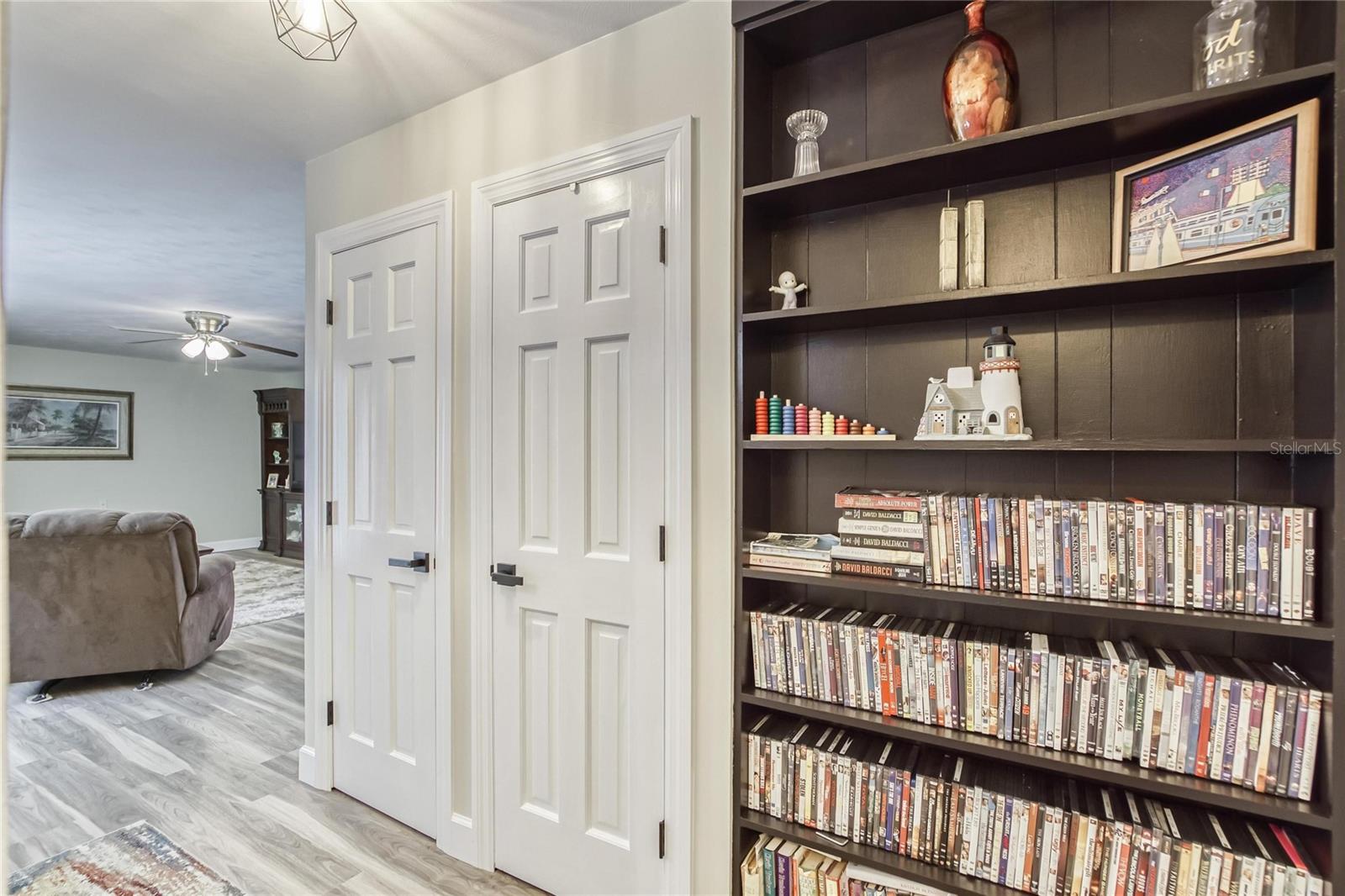 Image 27 of 40 For 207 Glendale Drive