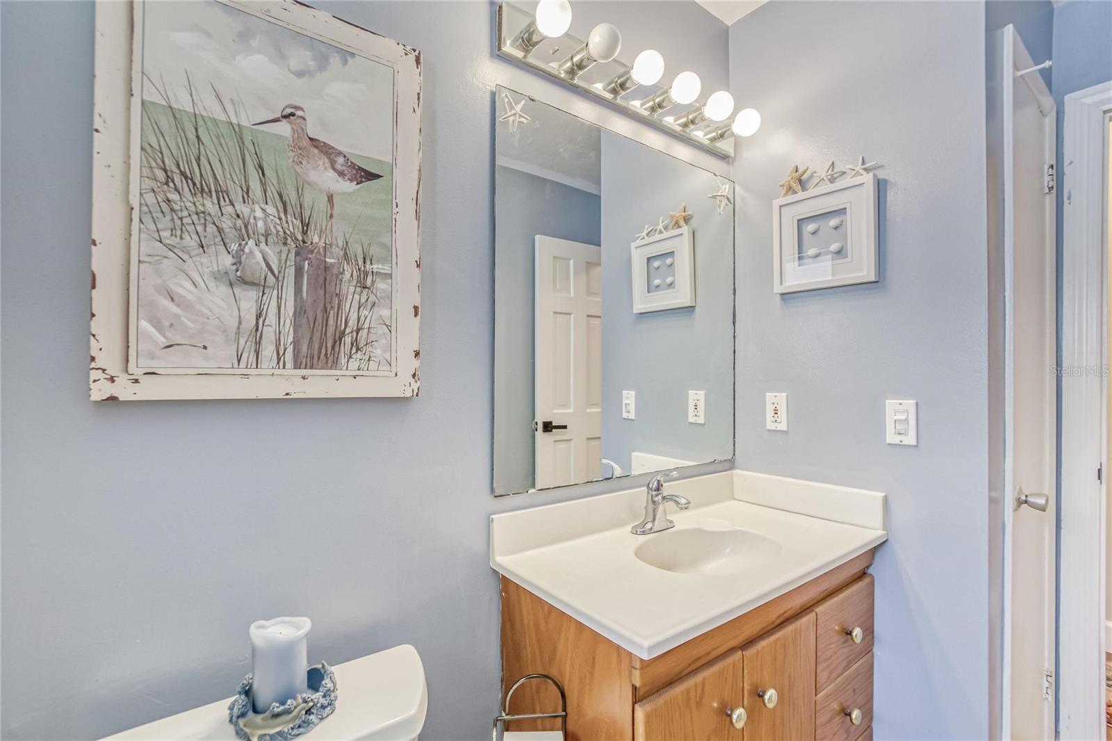 Image 32 of 40 For 207 Glendale Drive