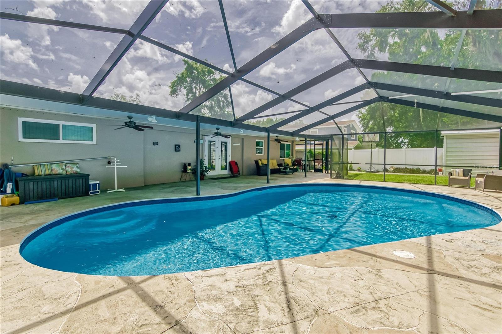 Image 36 of 40 For 207 Glendale Drive