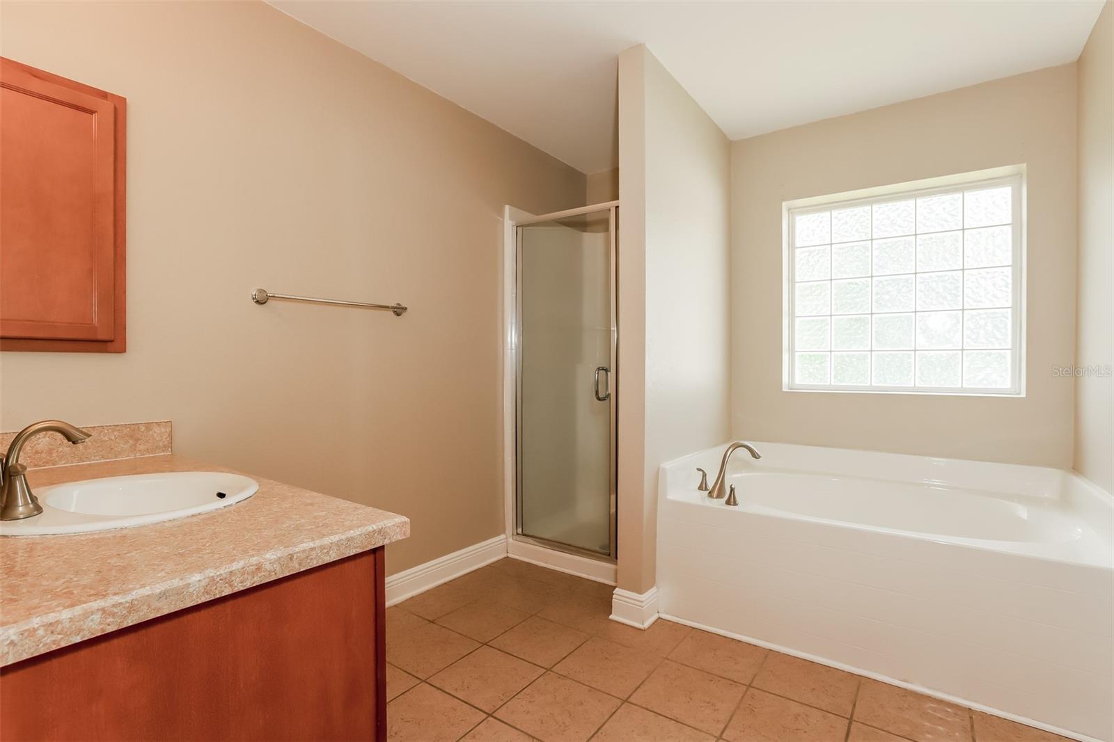 Image 10 of 15 For 2228 Sweet Bay Drive