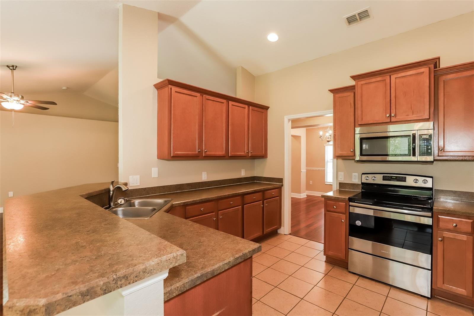 Image 6 of 15 For 2228 Sweet Bay Drive