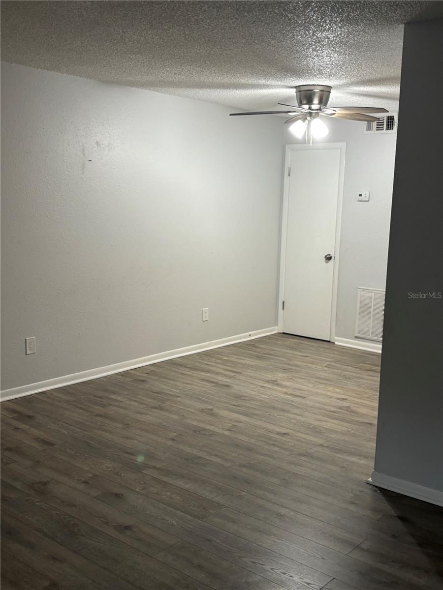 Image 2 of 7 For 6026 22nd Avenue N 6
