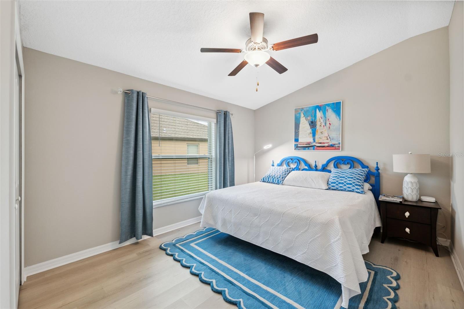 Image 22 of 37 For 13990 Weddington Terrace