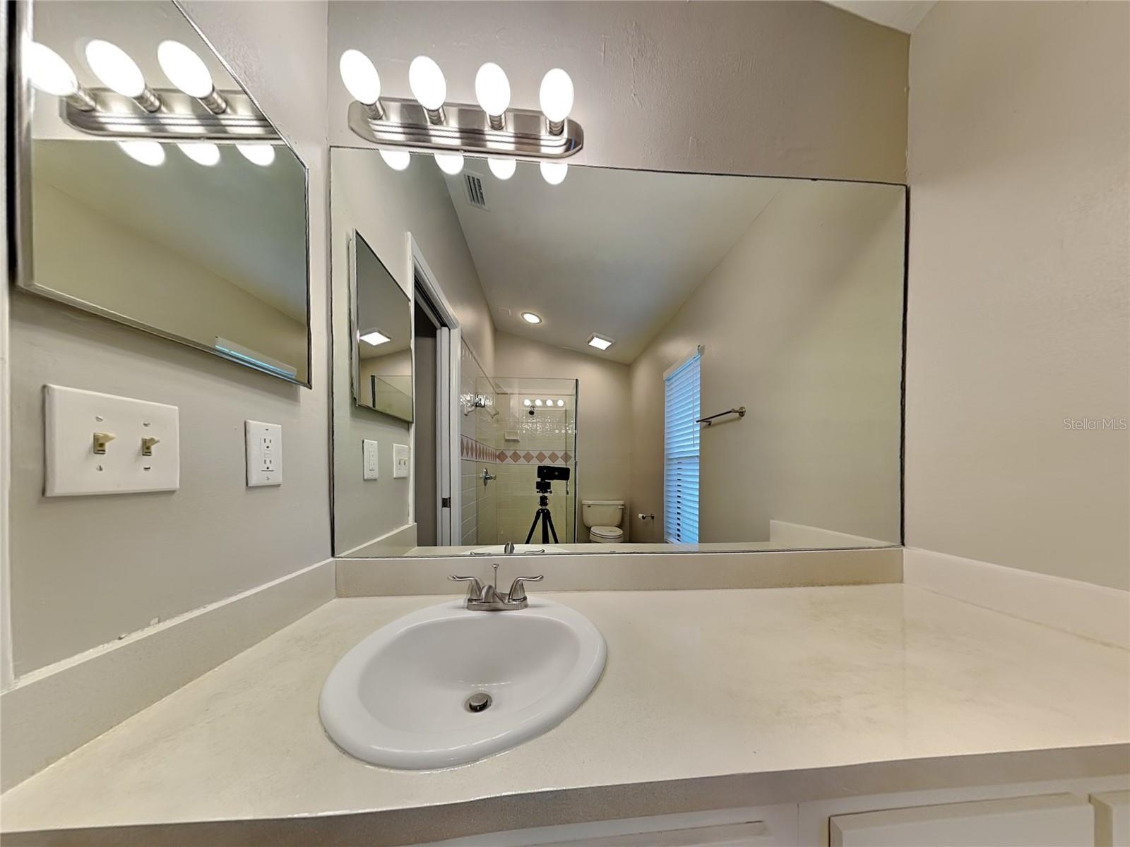 Image 8 of 18 For 4312 Ellenville Place