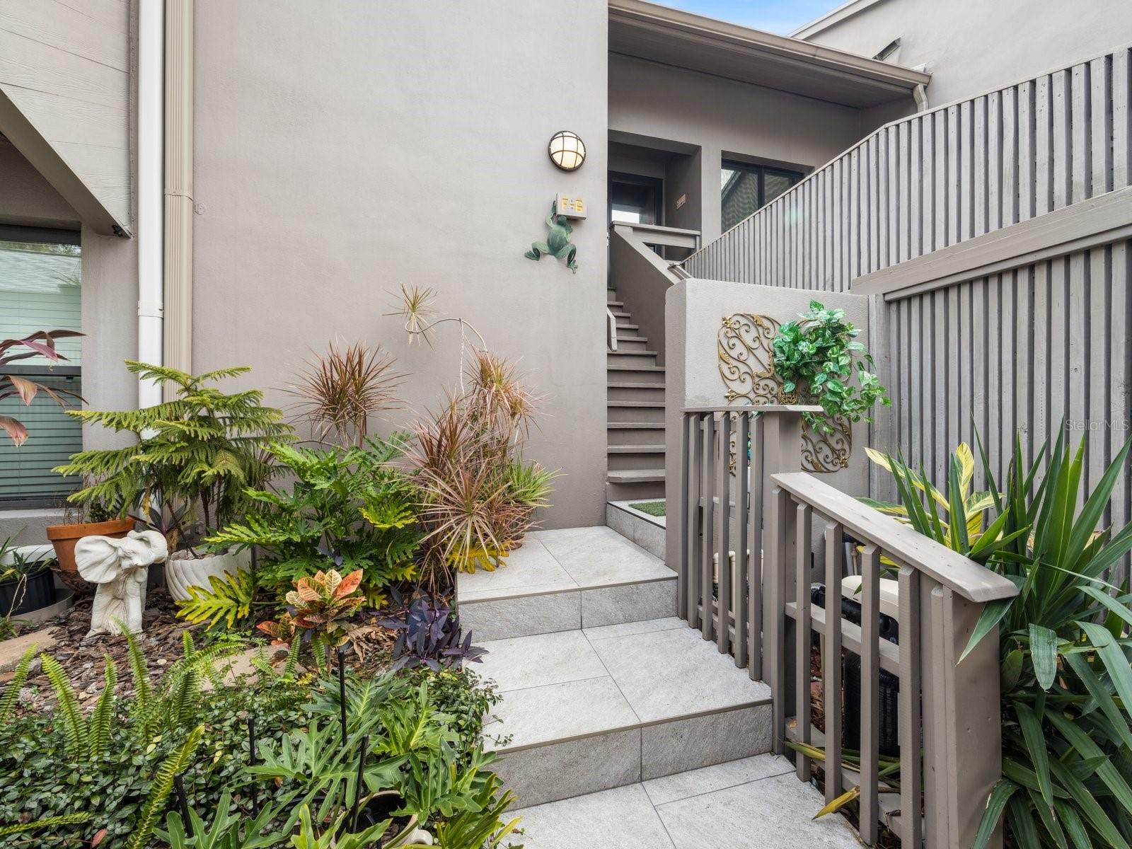 Image 5 of 54 For 1111 Bayshore Boulevard F6