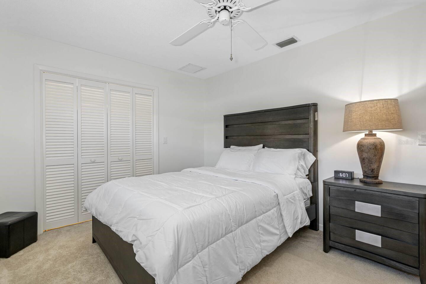 Listing photo id 14 for 487 Island Way