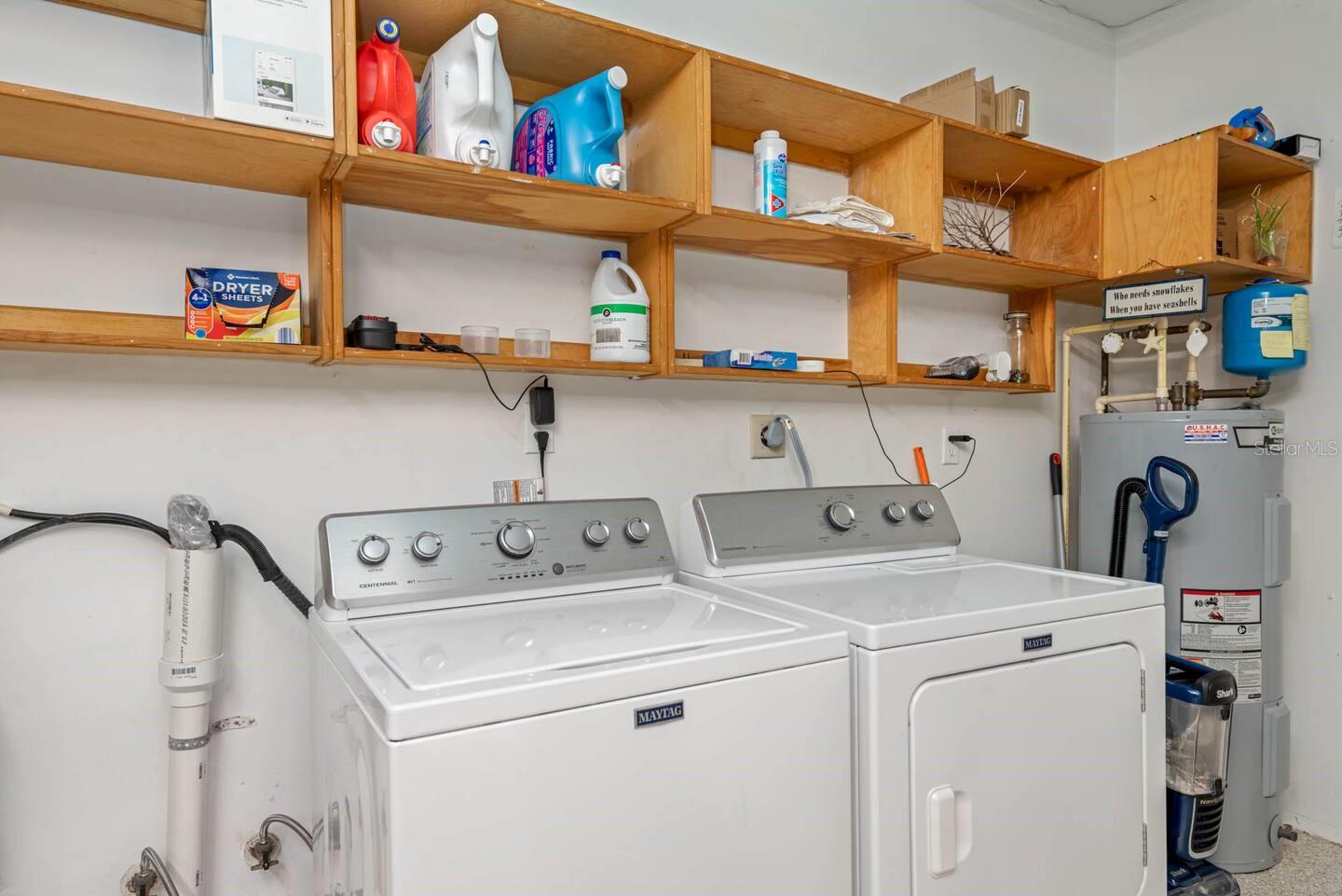Listing photo id 22 for 487 Island Way