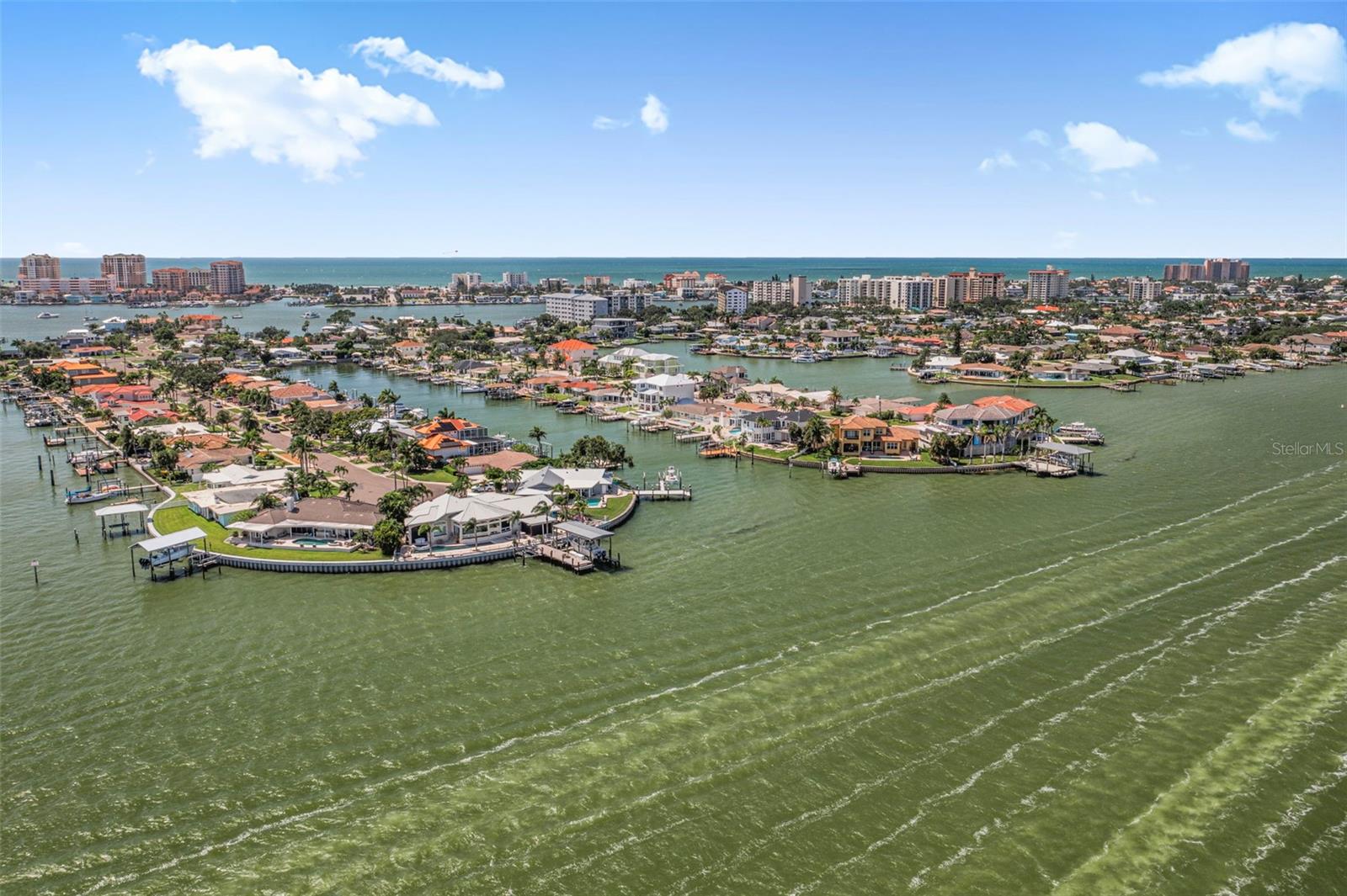 Listing photo id 53 for 487 Island Way