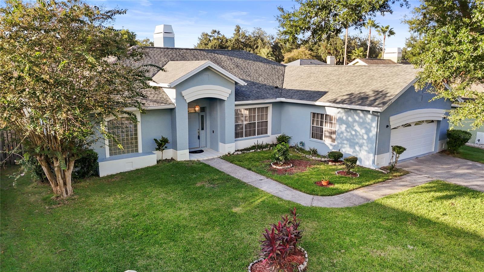 Image 40 of 52 For 16512 Blenheim Drive