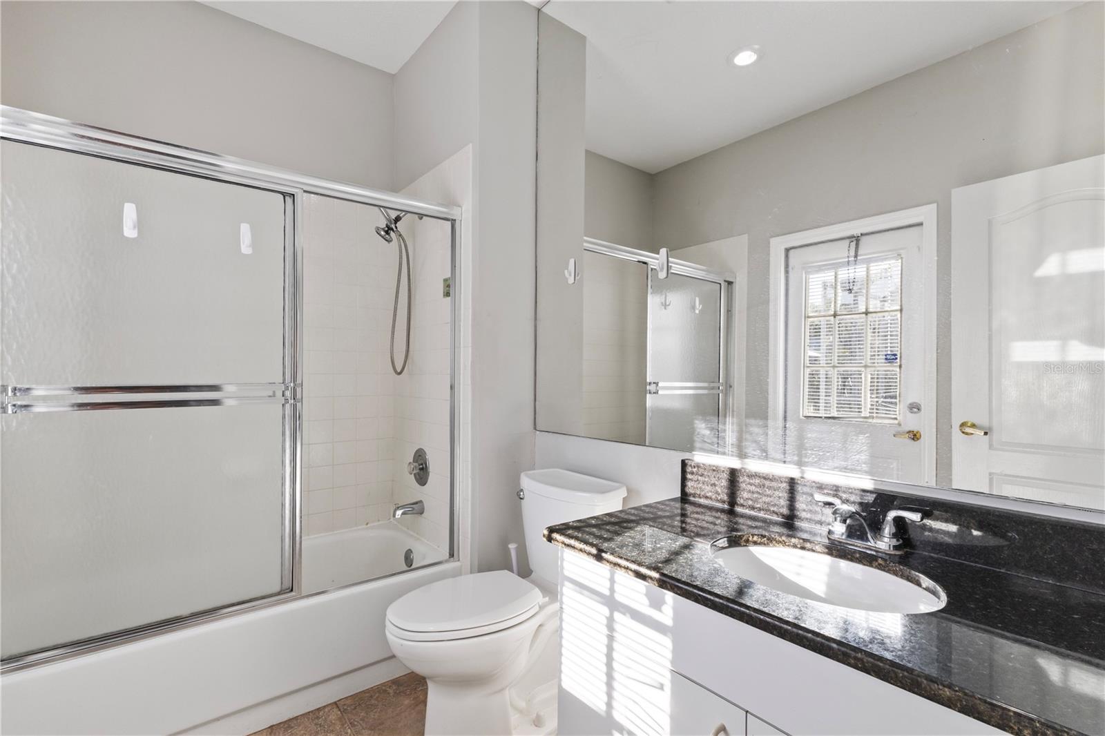 Image 46 of 52 For 16512 Blenheim Drive