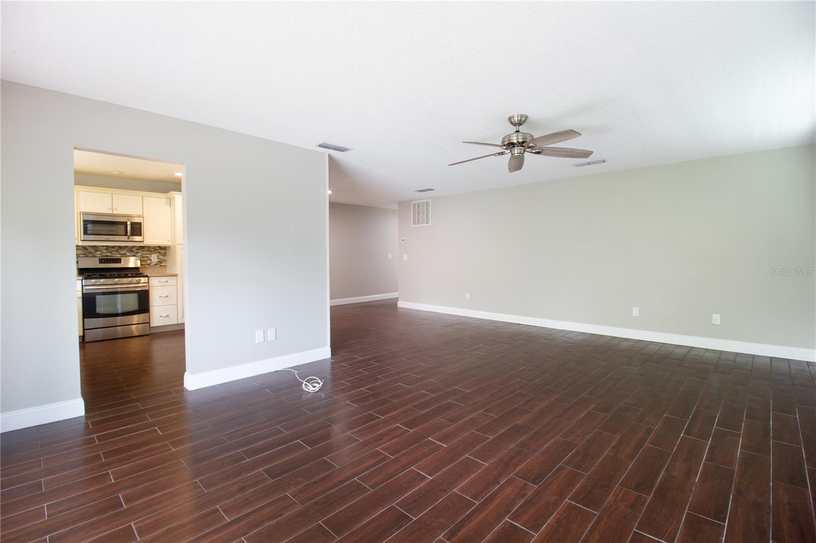 Image 10 of 35 For 6080 80th Street N 201