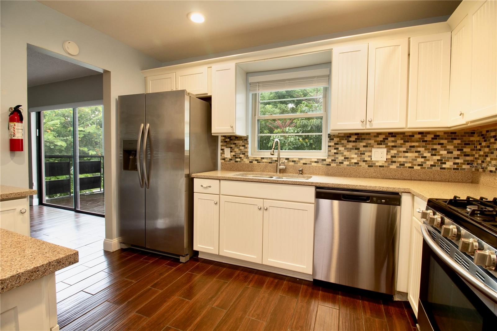 Image 12 of 35 For 6080 80th Street N 201