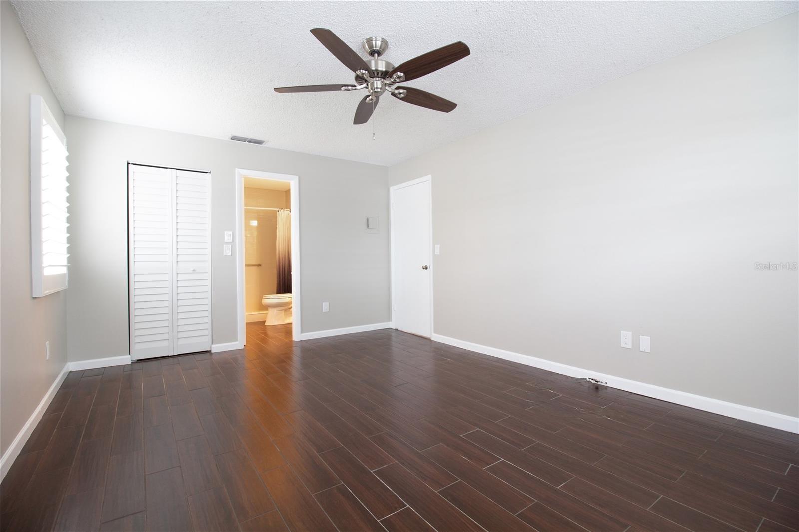 Image 24 of 35 For 6080 80th Street N 201
