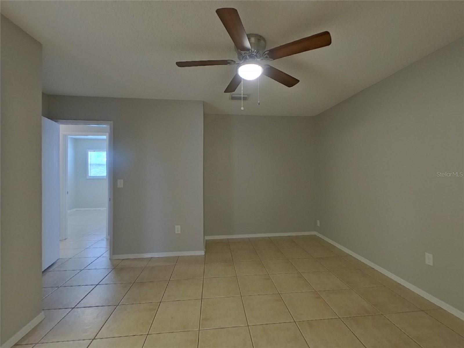 Image 7 of 15 For 5025 33rd Terrace N