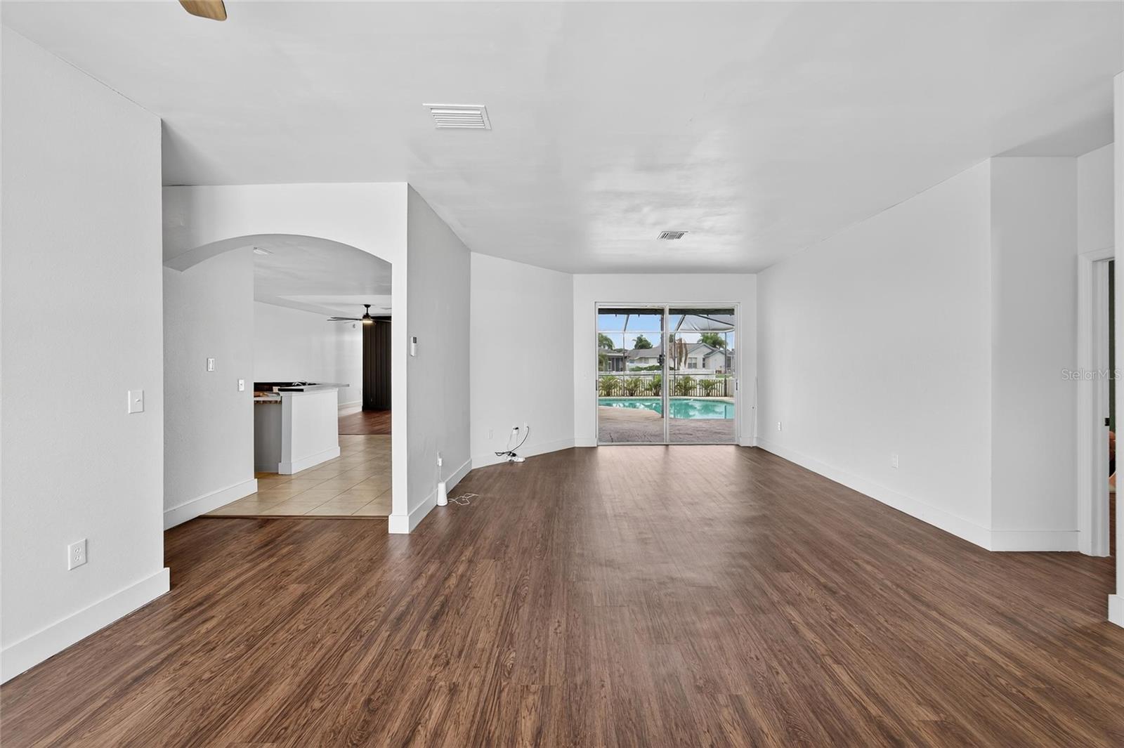 Image 9 of 62 For 13021 Prestwick Drive