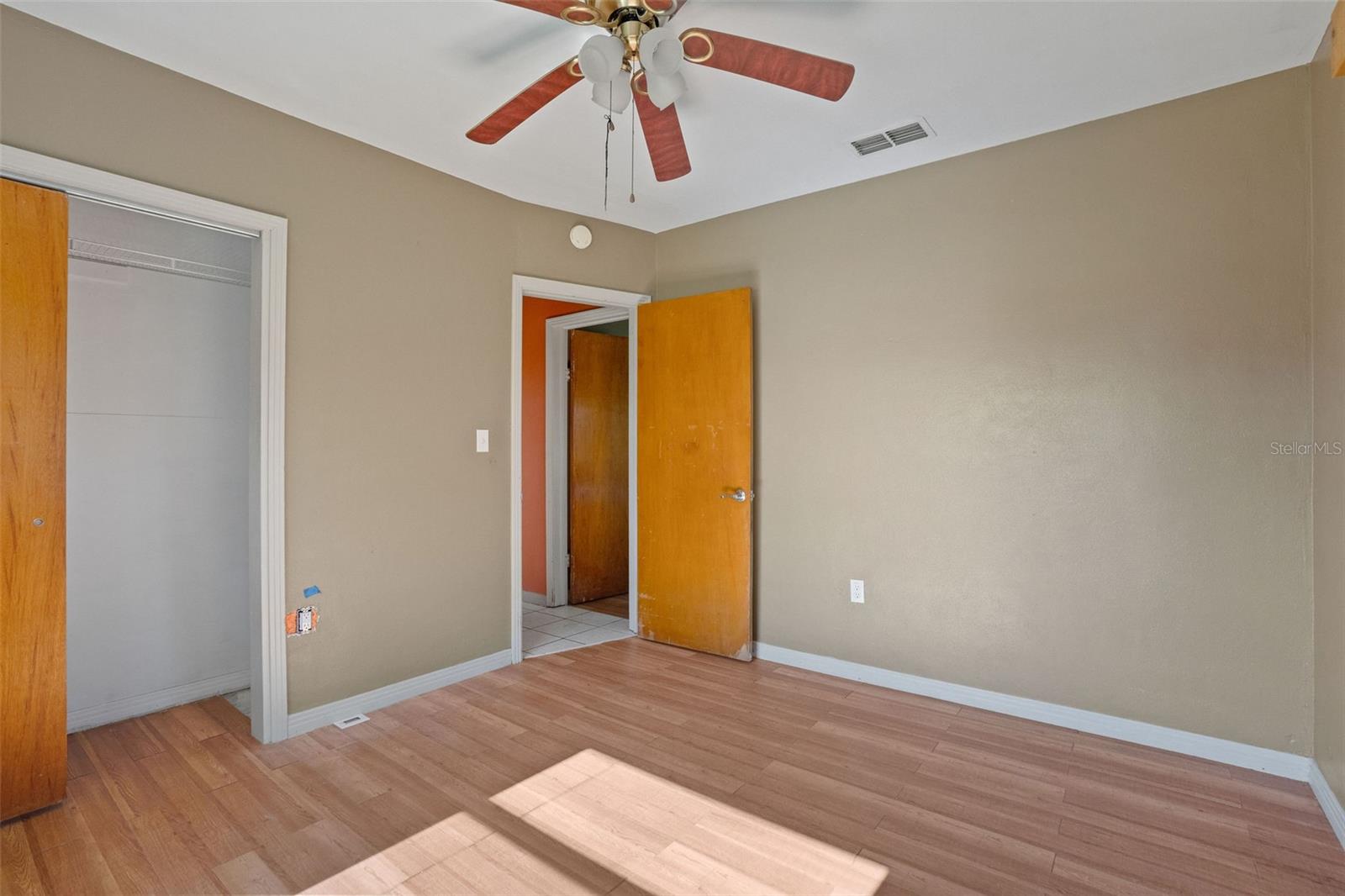 Image 12 of 23 For 7195 65th Street N