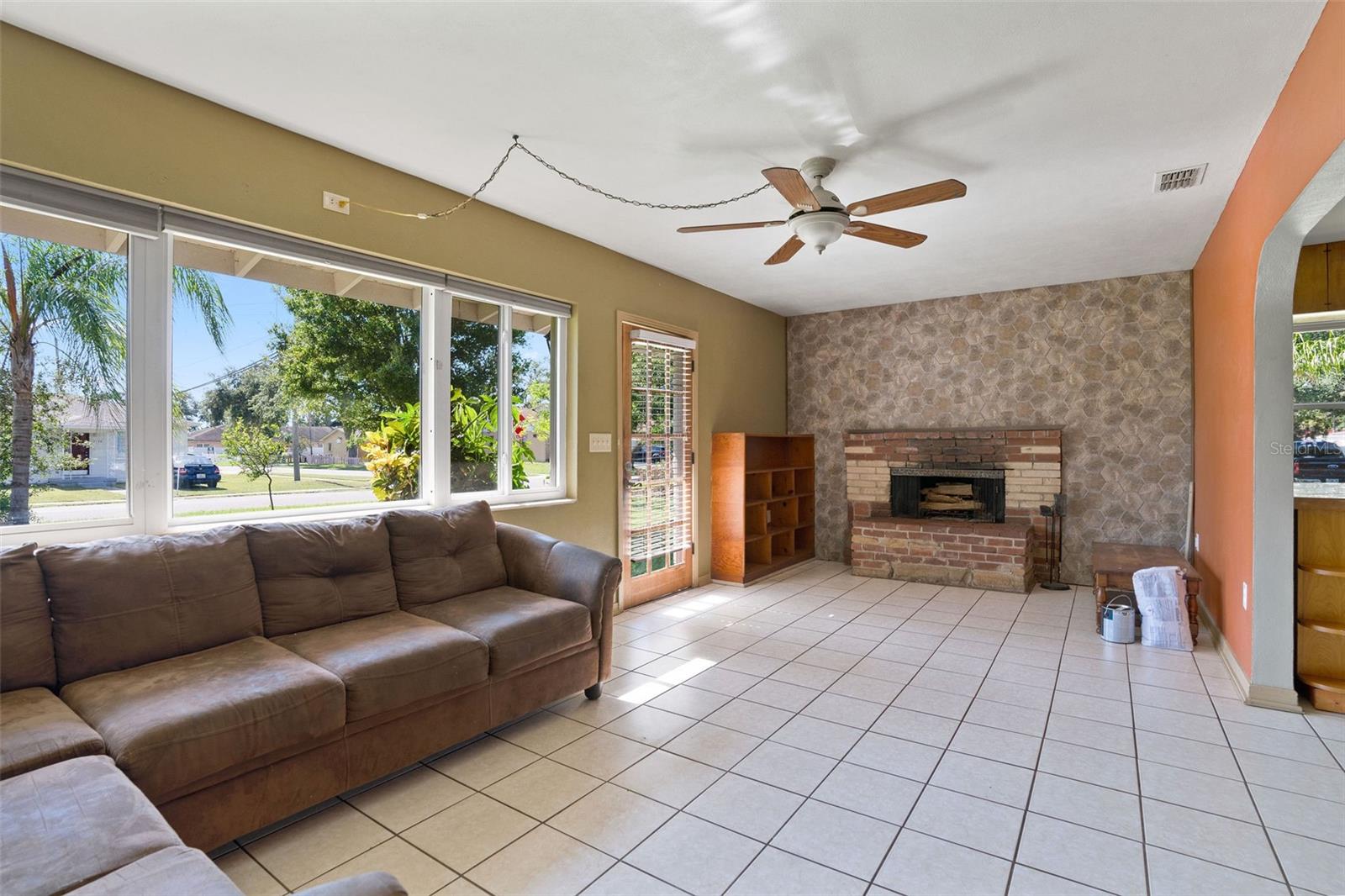 Image 2 of 23 For 7195 65th Street N