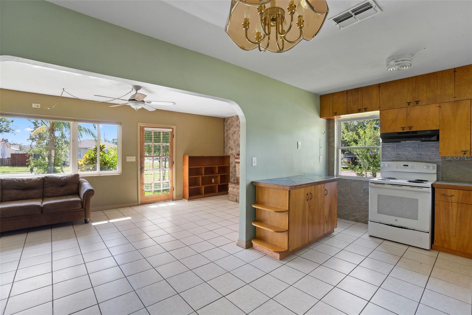 Image 5 of 23 For 7195 65th Street N