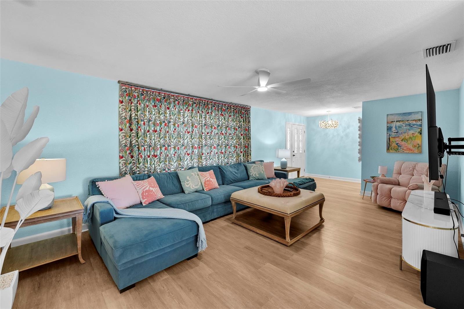 Image 6 of 53 For 308 6th Avenue N
