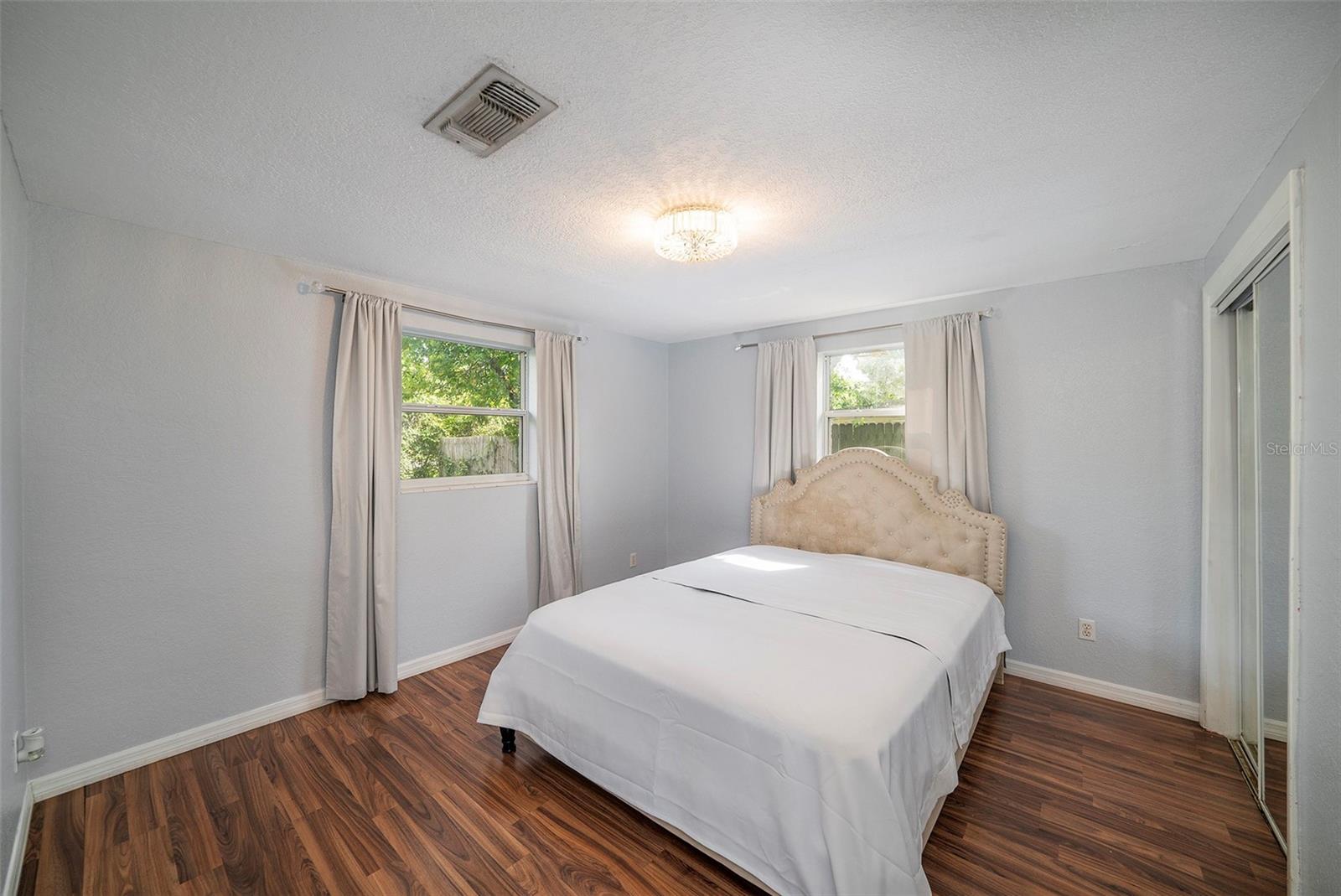 Image 6 of 27 For 4731 Aegean Avenue
